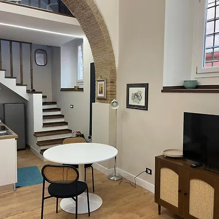 アパート La Dimora Del Centro リエーティ